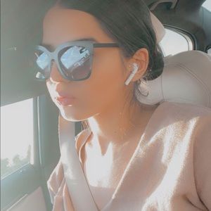 Meet your Posher, Celeste